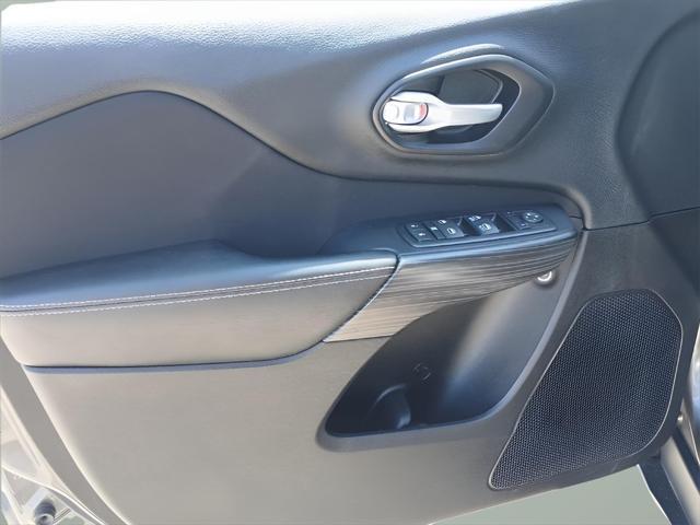 used 2015 Jeep Cherokee car, priced at $12,551