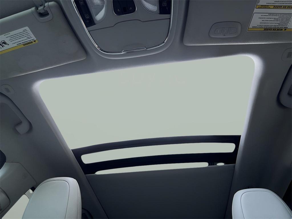 used 2021 Jeep Cherokee car, priced at $19,873