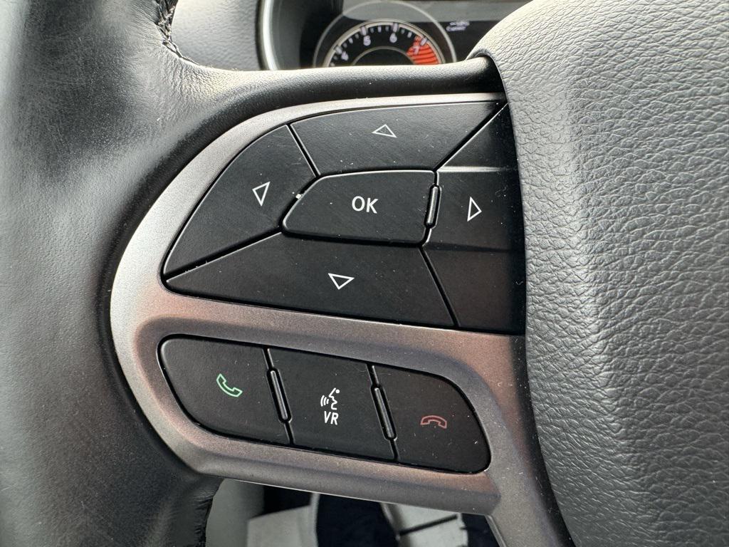 used 2021 Jeep Cherokee car, priced at $19,873