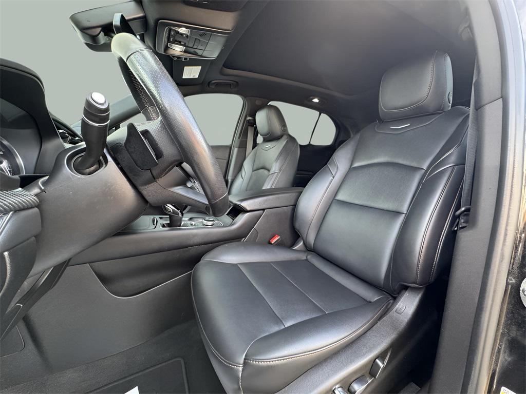 used 2023 Cadillac XT4 car, priced at $32,784