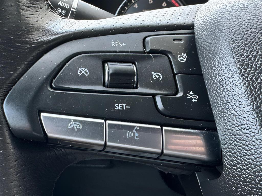 used 2023 Cadillac XT4 car, priced at $32,784