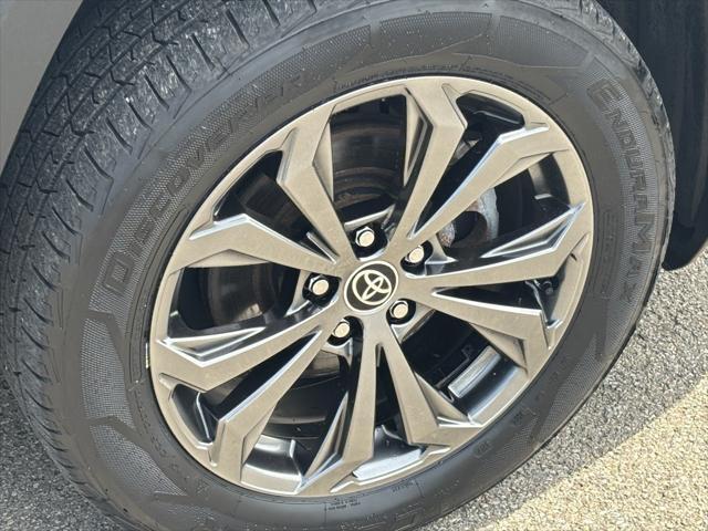 used 2022 Toyota RAV4 Hybrid car, priced at $30,989