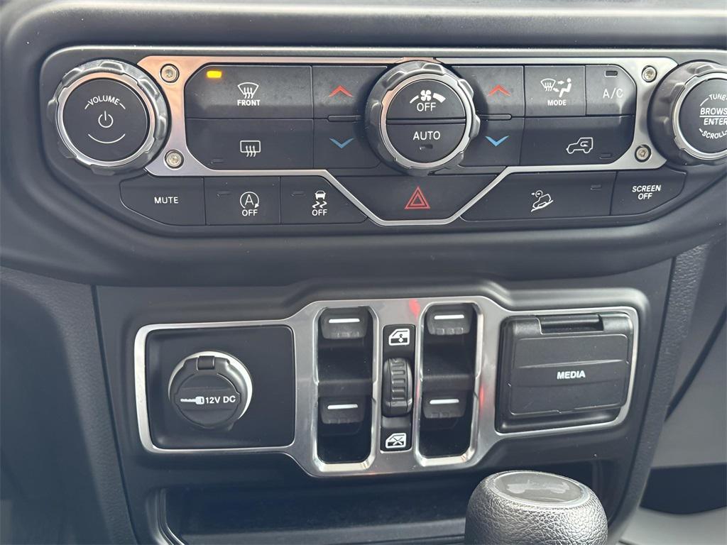 used 2020 Jeep Wrangler Unlimited car, priced at $27,258