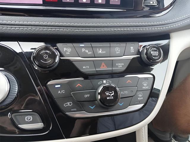 used 2022 Chrysler Pacifica car, priced at $34,751