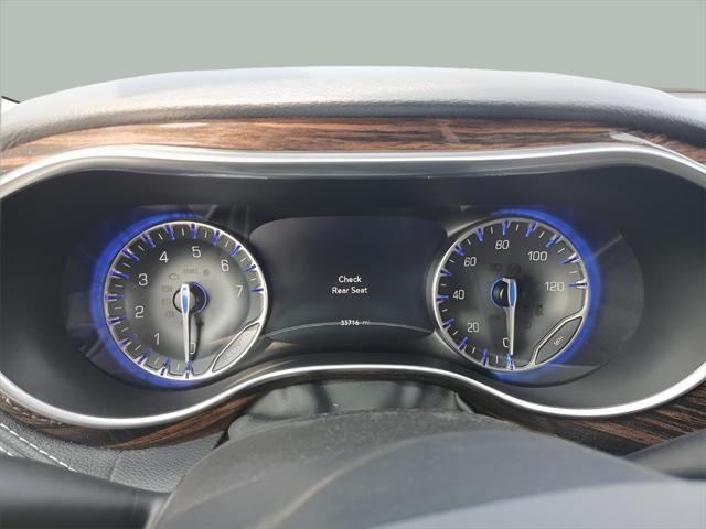 used 2022 Chrysler Pacifica car, priced at $34,751