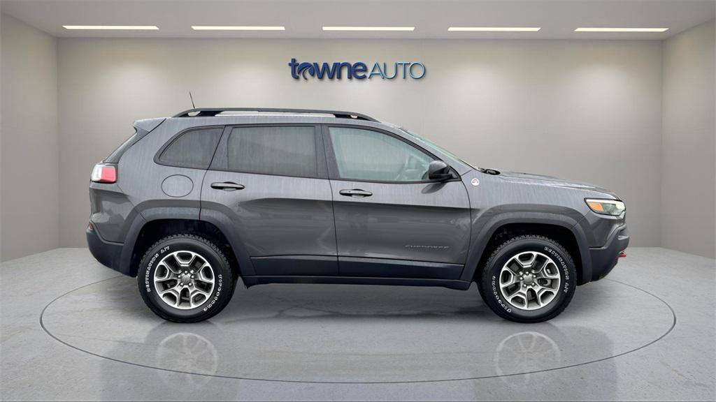 used 2022 Jeep Cherokee car, priced at $28,551