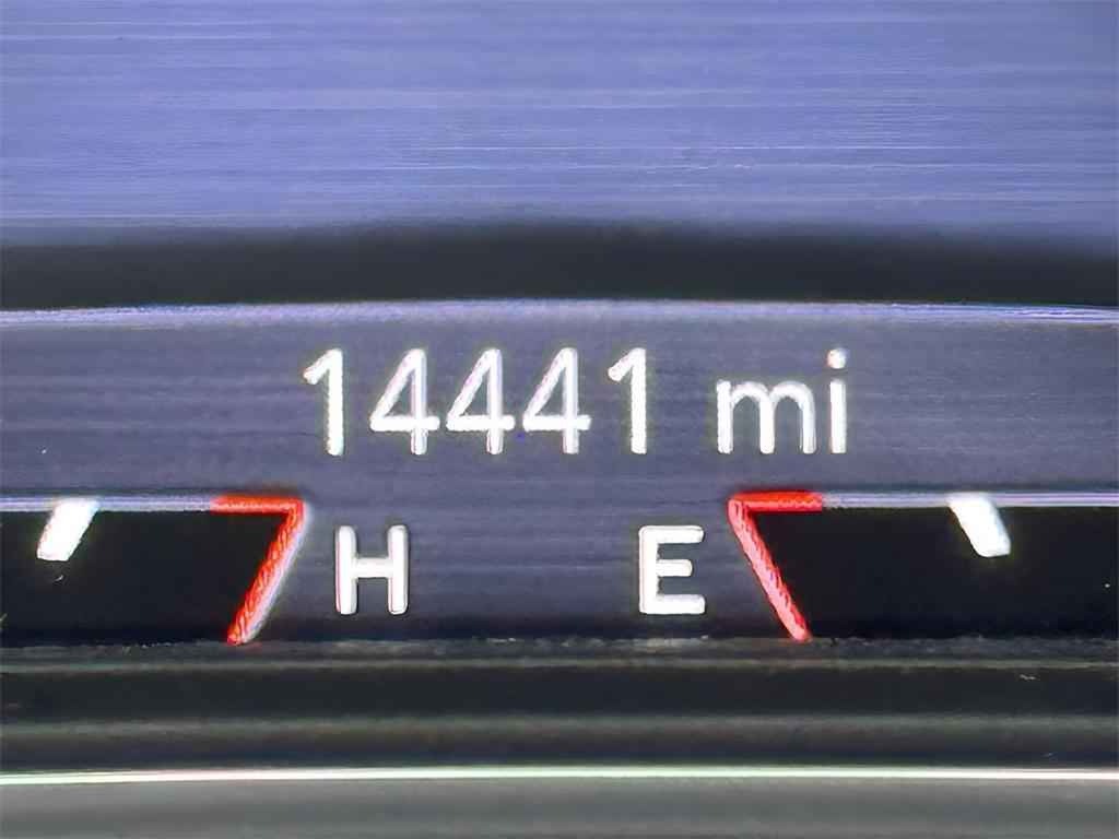 used 2022 Jeep Cherokee car, priced at $28,551