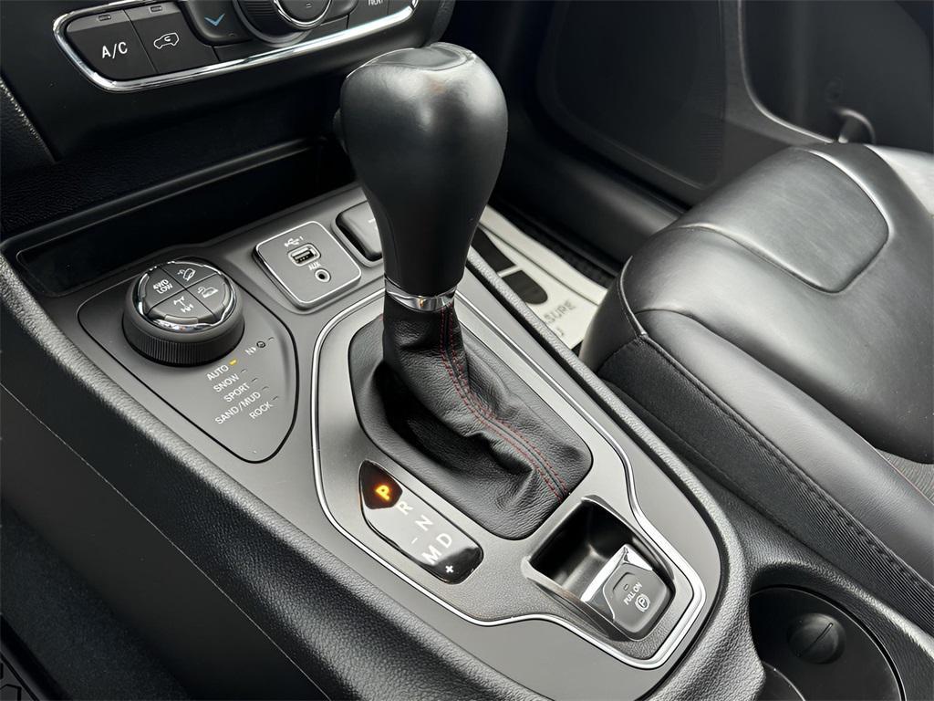 used 2022 Jeep Cherokee car, priced at $28,551