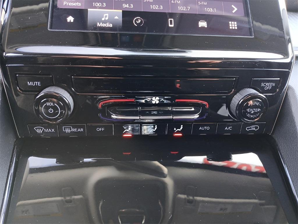 used 2023 Jeep Grand Cherokee L car, priced at $30,851