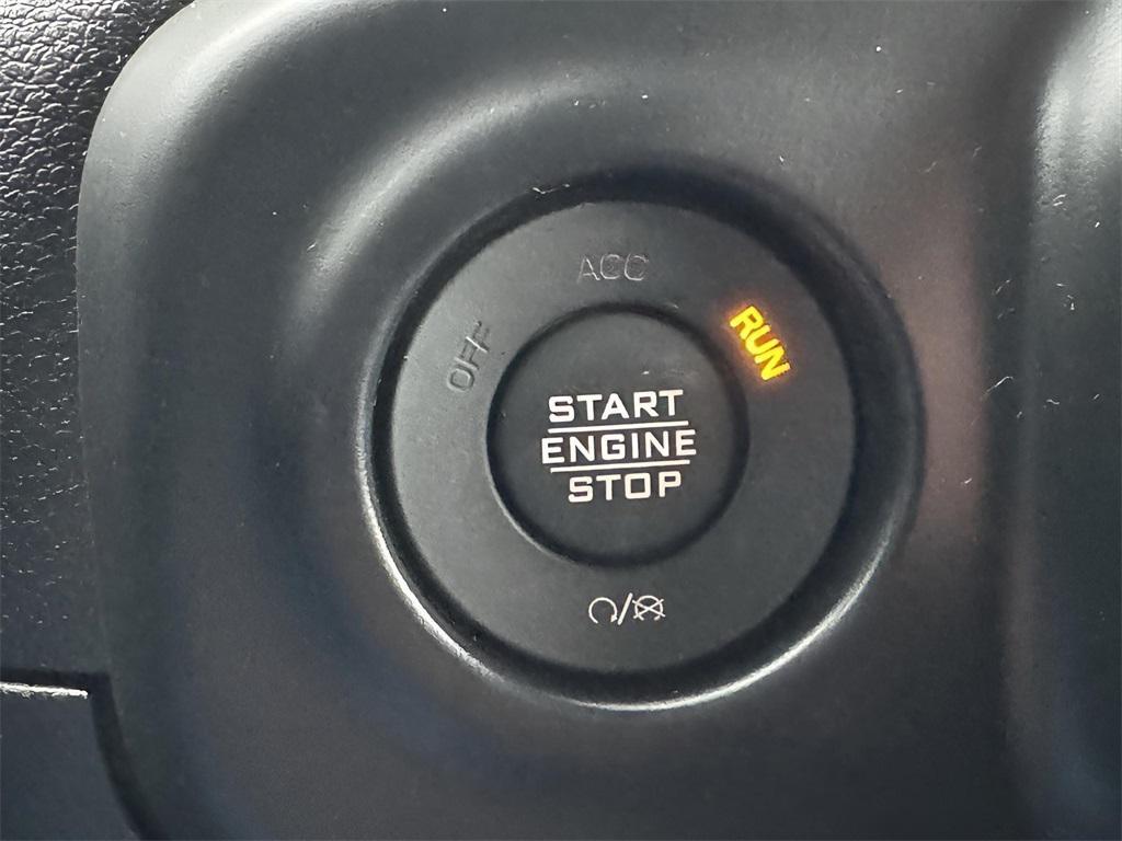 used 2021 Jeep Wrangler Unlimited car, priced at $32,651