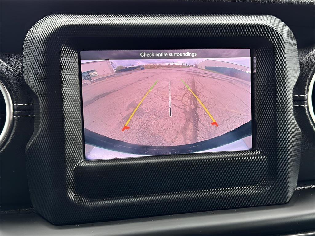 used 2021 Jeep Wrangler Unlimited car, priced at $32,651