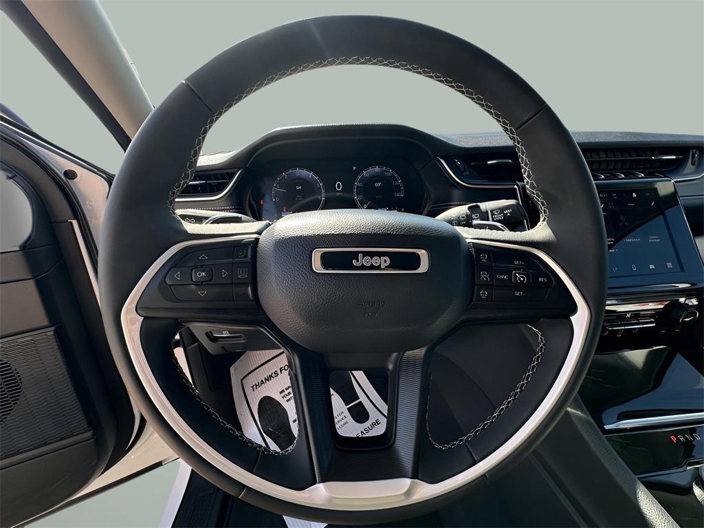 used 2023 Jeep Grand Cherokee car, priced at $31,783