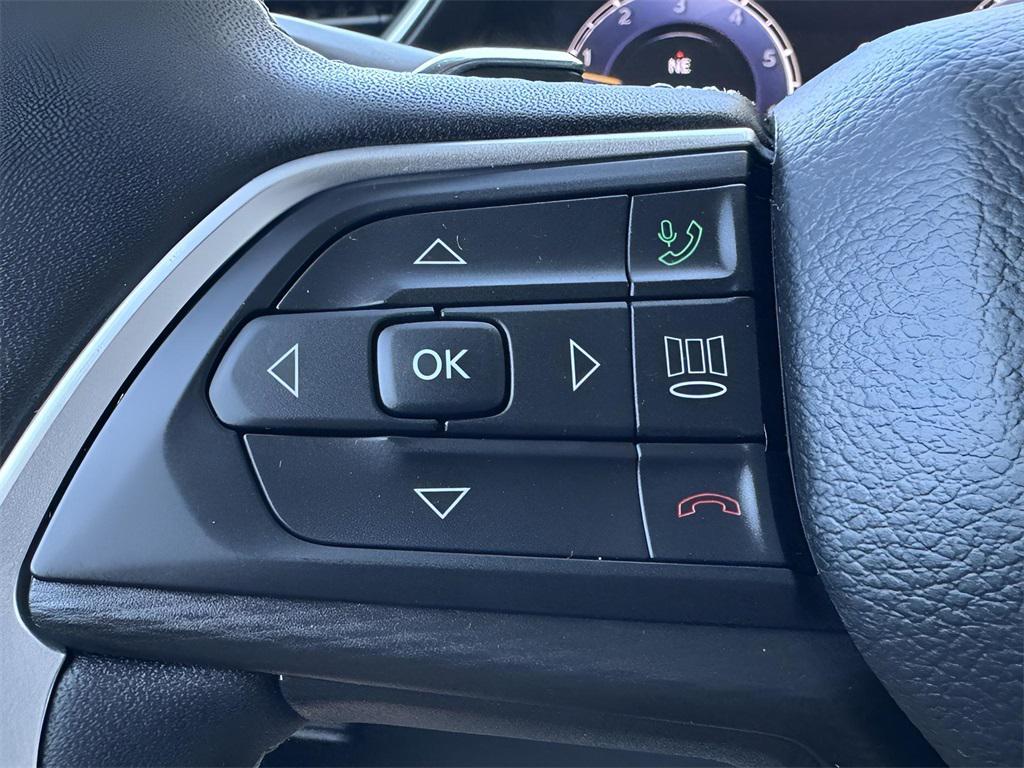 used 2023 Jeep Grand Cherokee car, priced at $31,783