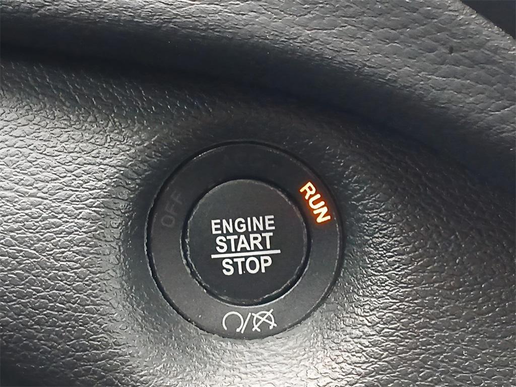 used 2022 Jeep Cherokee car, priced at $25,585