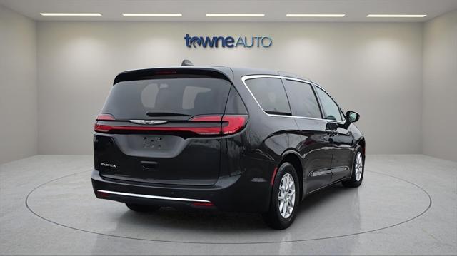 used 2023 Chrysler Pacifica car, priced at $23,777