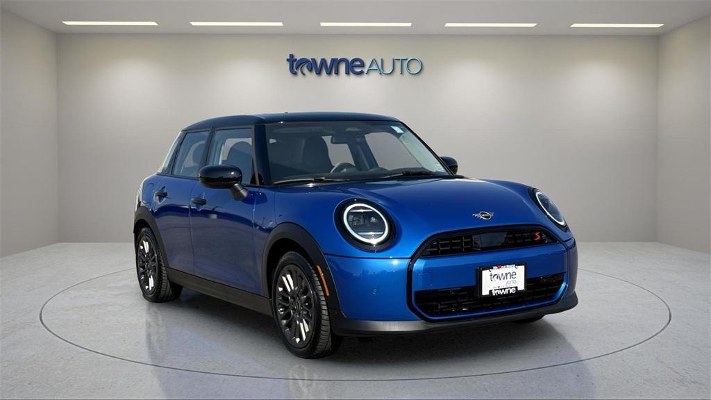 used 2025 MINI Hardtop car, priced at $30,551