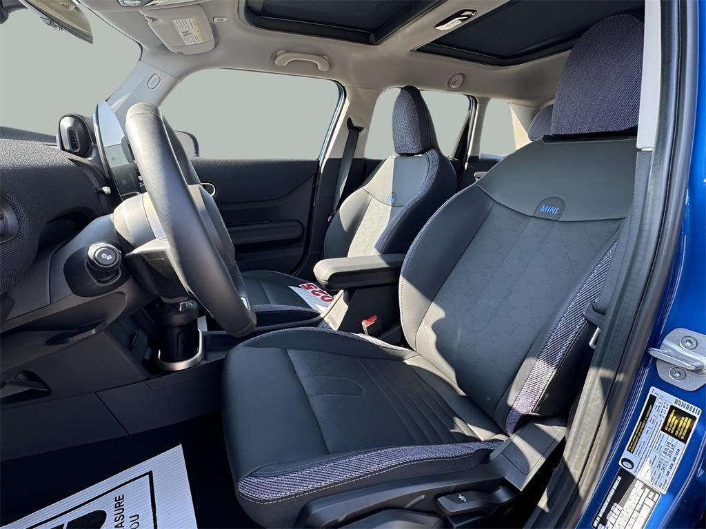 used 2025 MINI Hardtop car, priced at $30,551