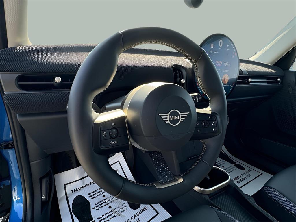used 2025 MINI Hardtop car, priced at $30,551
