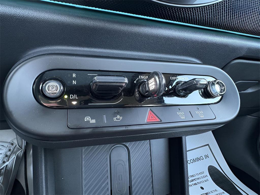 used 2025 MINI Hardtop car, priced at $30,551