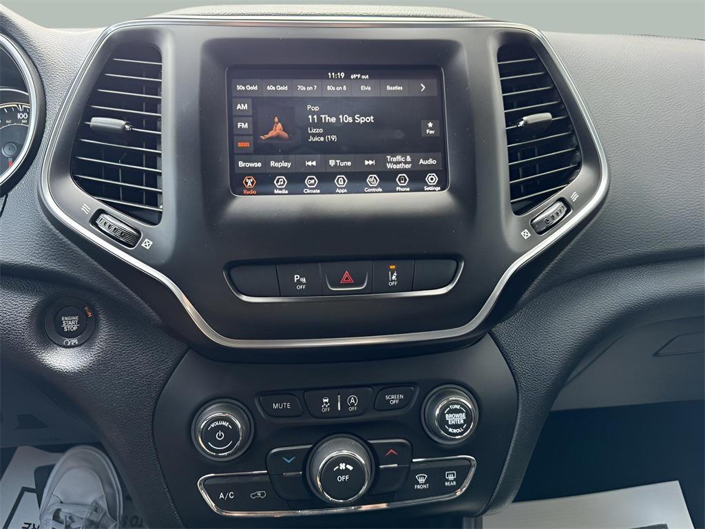 used 2021 Jeep Cherokee car, priced at $23,092