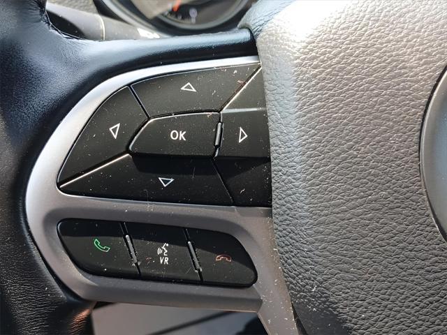 used 2019 Jeep Cherokee car, priced at $20,751