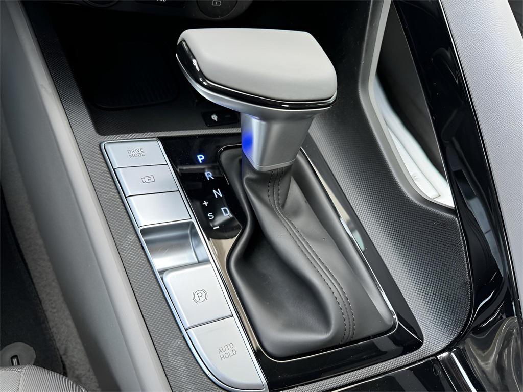 used 2024 Hyundai Elantra car, priced at $20,987