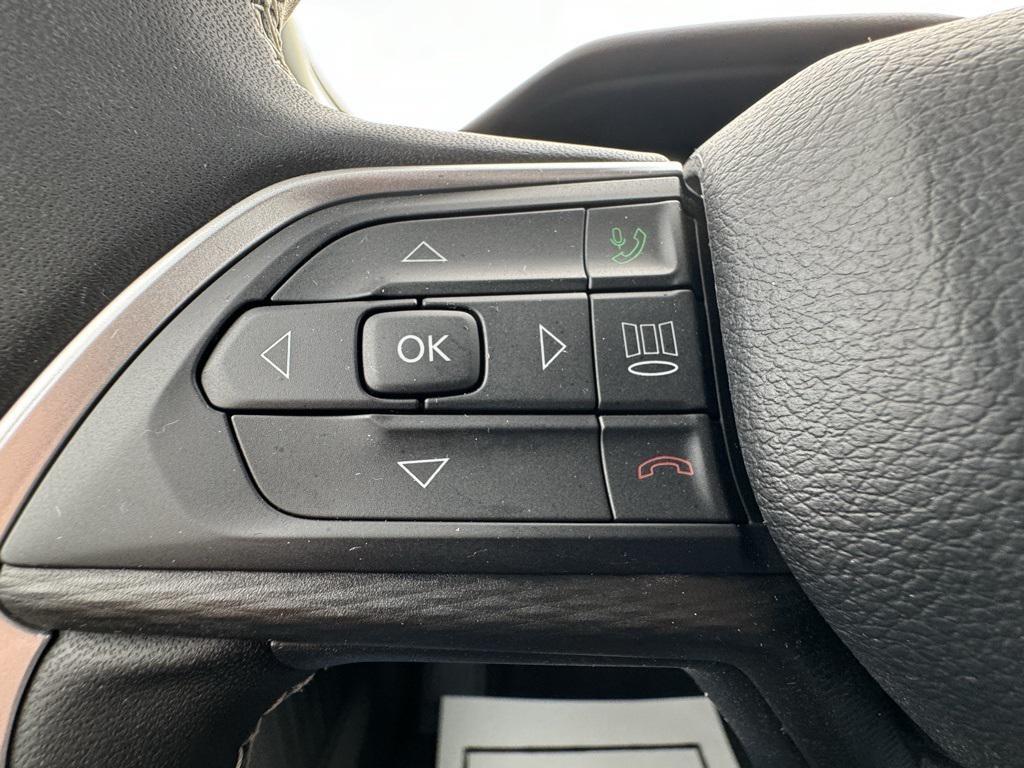 used 2023 Jeep Grand Cherokee car, priced at $30,851