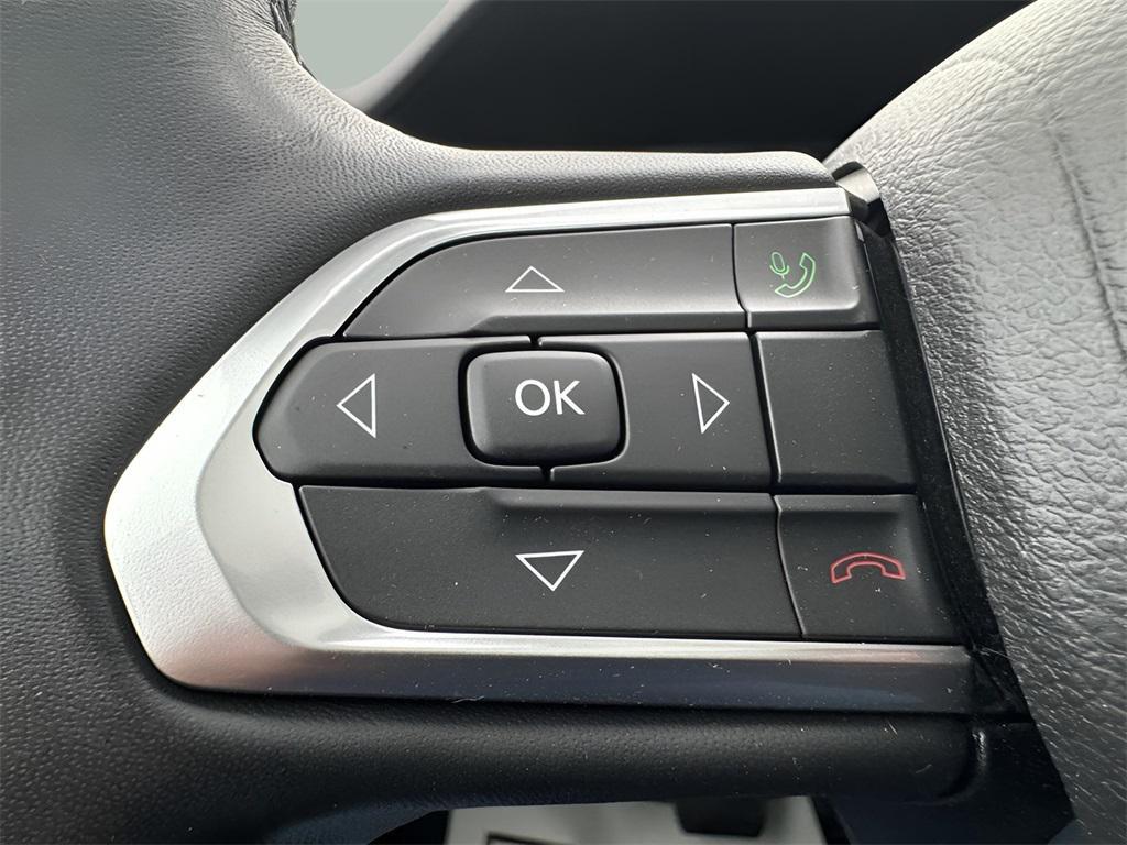 used 2022 Jeep Compass car, priced at $23,269