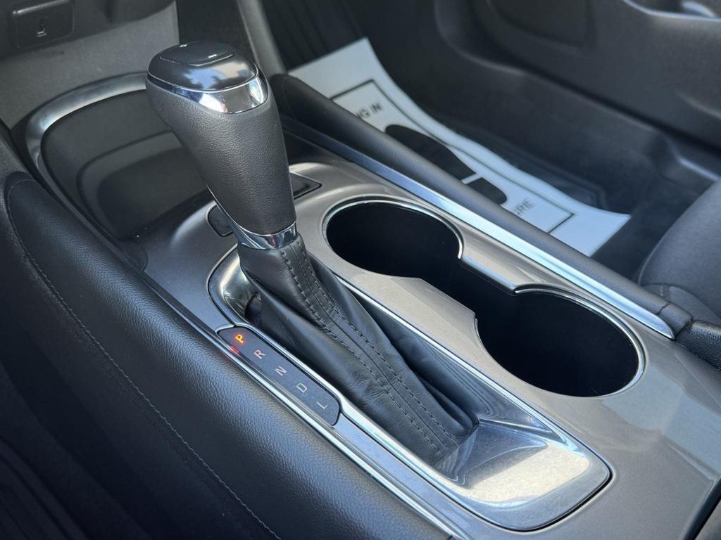 used 2017 Chevrolet Malibu car, priced at $13,989