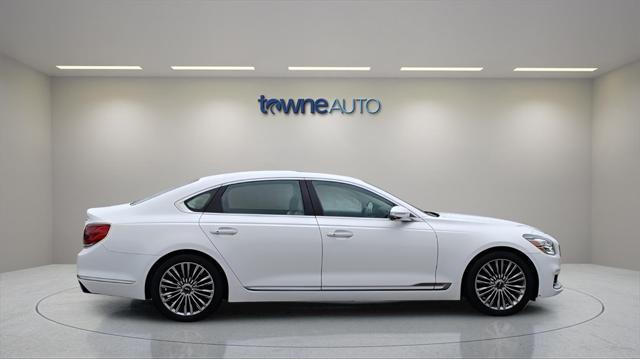 used 2020 Kia K900 car, priced at $33,558