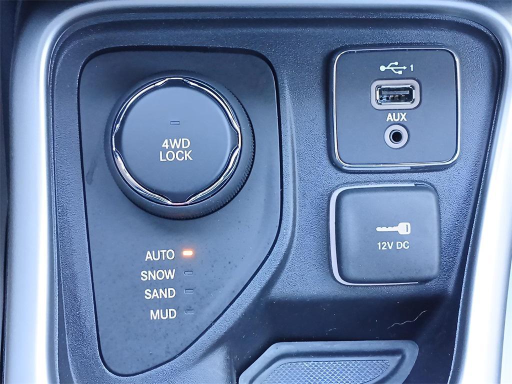 used 2020 Jeep Compass car, priced at $18,998