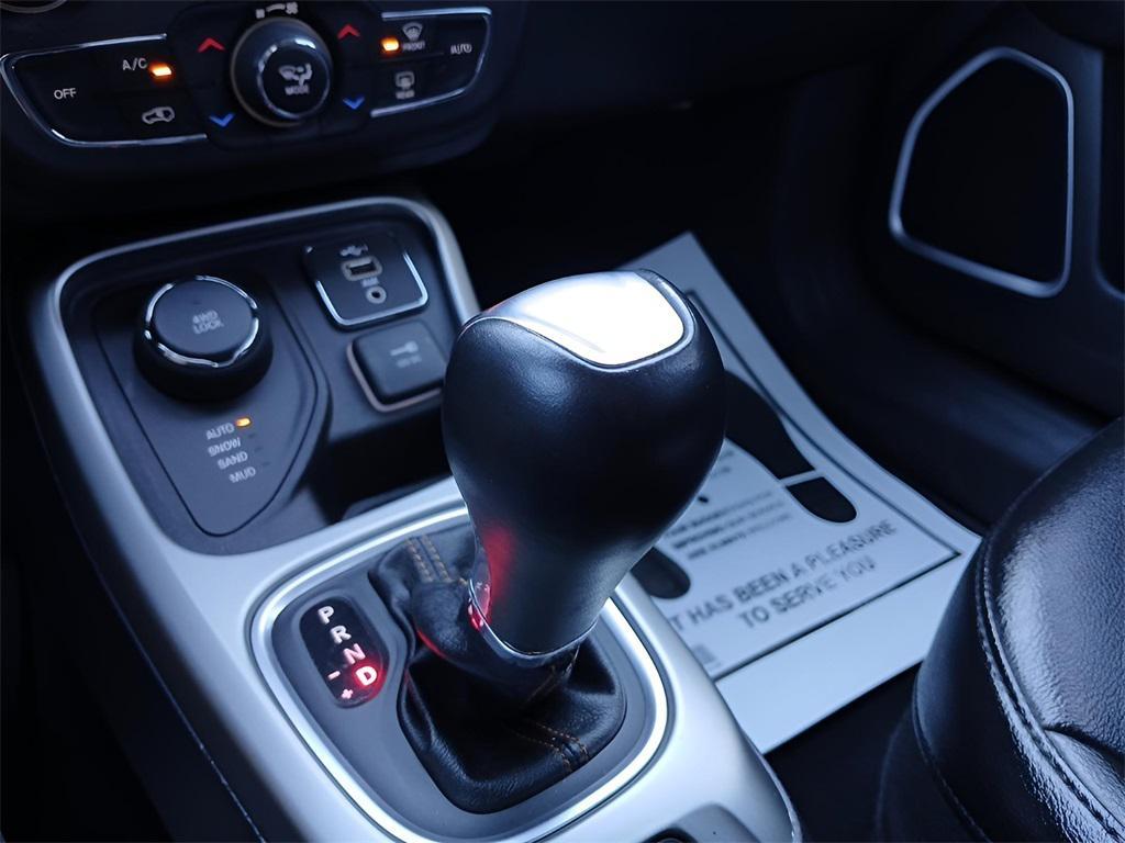 used 2020 Jeep Compass car, priced at $18,998