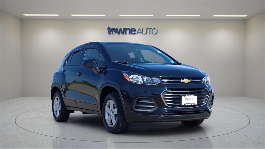 used 2022 Chevrolet Trax car, priced at $17,651