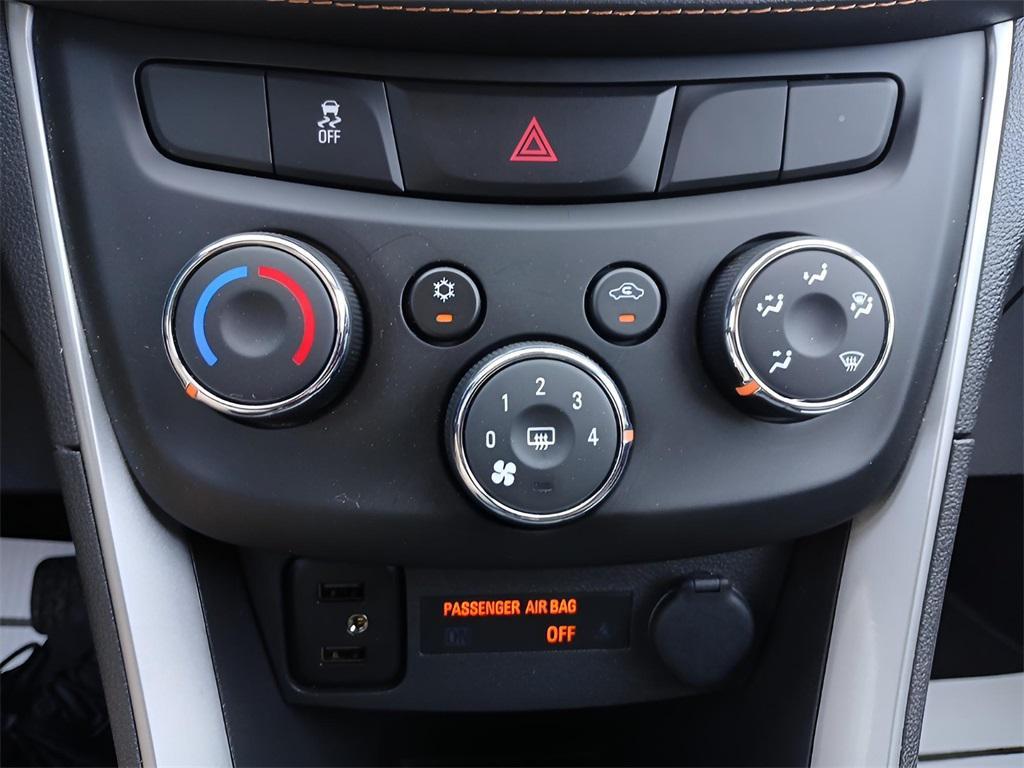 used 2022 Chevrolet Trax car, priced at $17,651