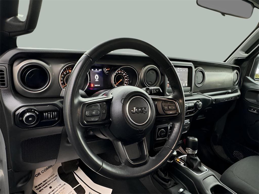 used 2022 Jeep Wrangler Unlimited car, priced at $32,583
