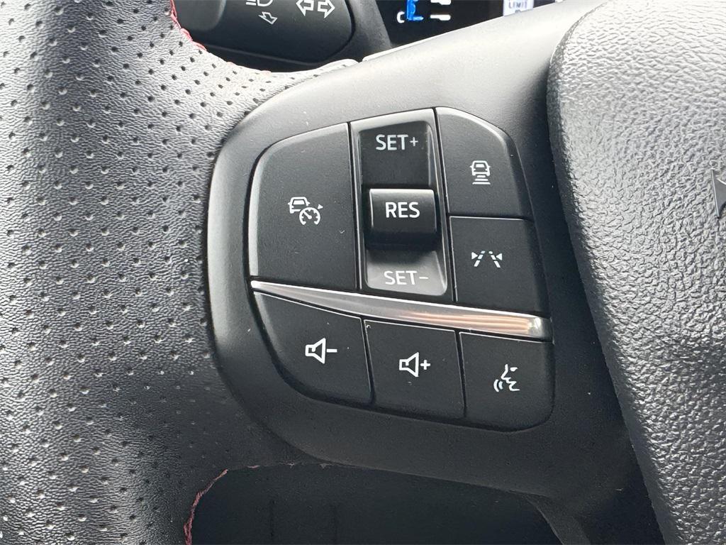 used 2023 Ford Escape car, priced at $26,129