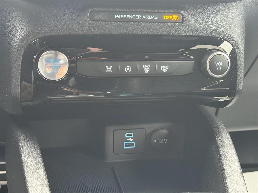 used 2023 Ford Escape car, priced at $26,129