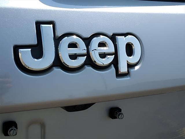 used 2021 Jeep Grand Cherokee car, priced at $28,997