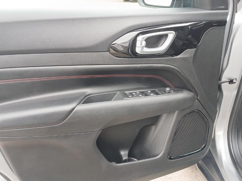 used 2022 Jeep Compass car, priced at $22,673