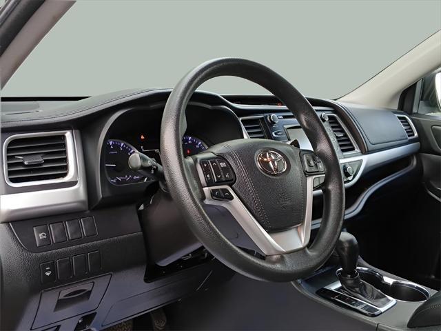 used 2018 Toyota Highlander car, priced at $21,096