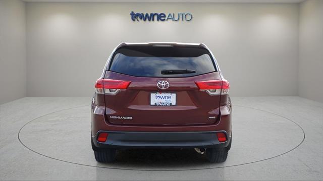 used 2018 Toyota Highlander car, priced at $21,096