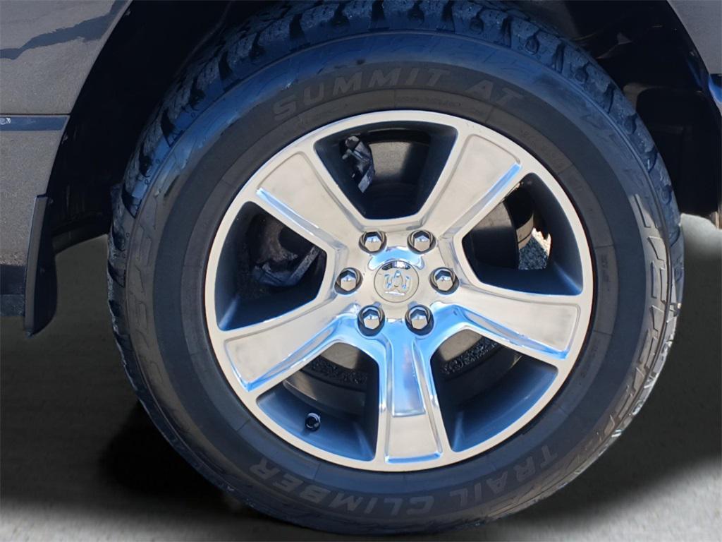 used 2022 Ram 1500 car, priced at $35,987