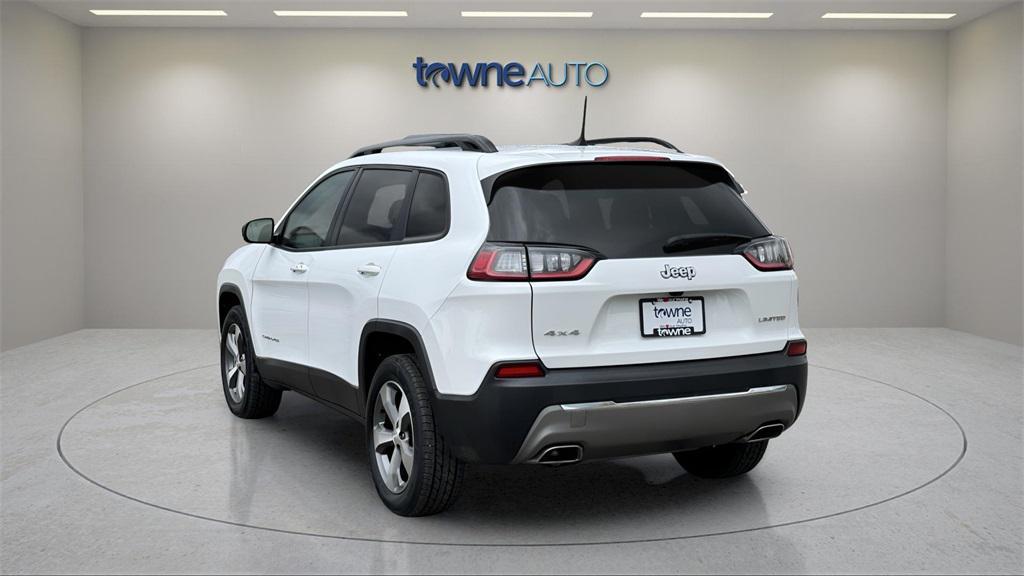 used 2022 Jeep Cherokee car, priced at $23,987