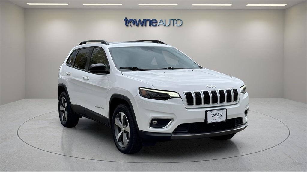 used 2022 Jeep Cherokee car, priced at $23,987