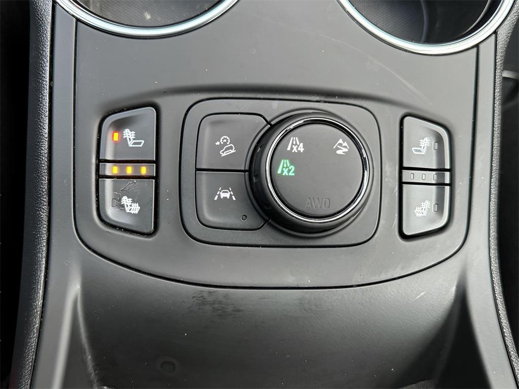 used 2024 GMC Terrain car, priced at $25,987