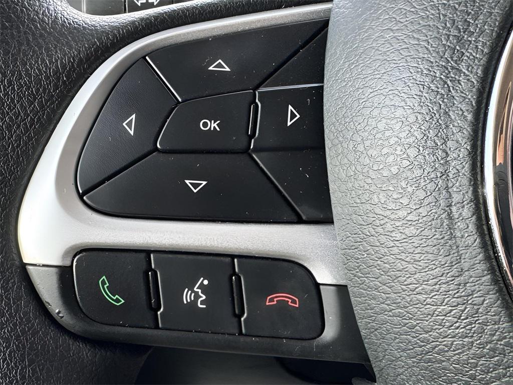 used 2020 Jeep Renegade car, priced at $14,764