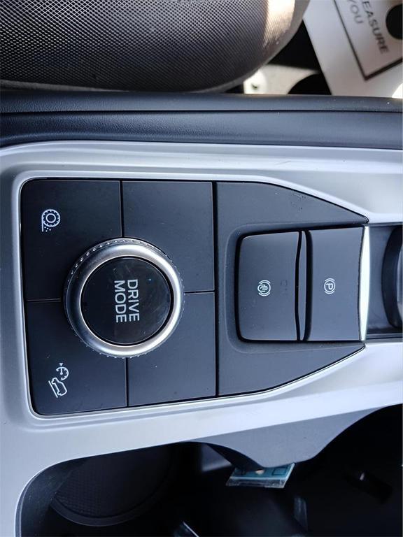 used 2023 Ford Explorer car, priced at $28,998