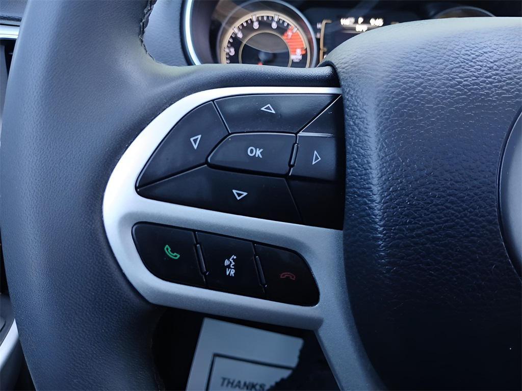 used 2022 Jeep Cherokee car, priced at $25,538