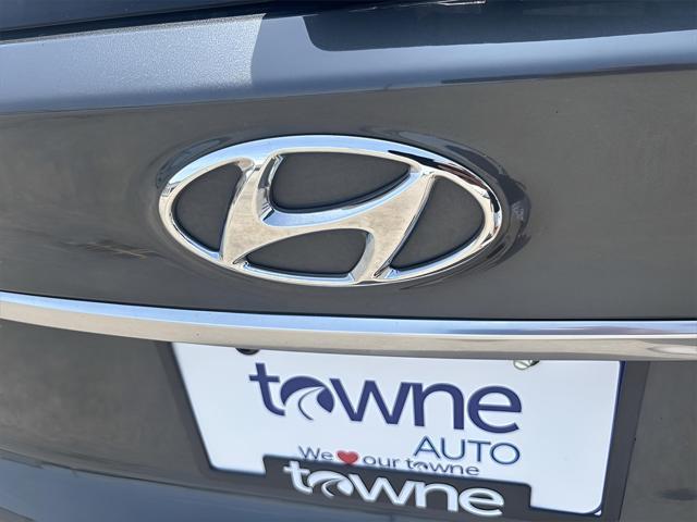 used 2019 Hyundai Santa Fe car, priced at $16,375