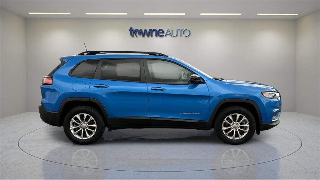 used 2022 Jeep Cherokee car, priced at $24,187
